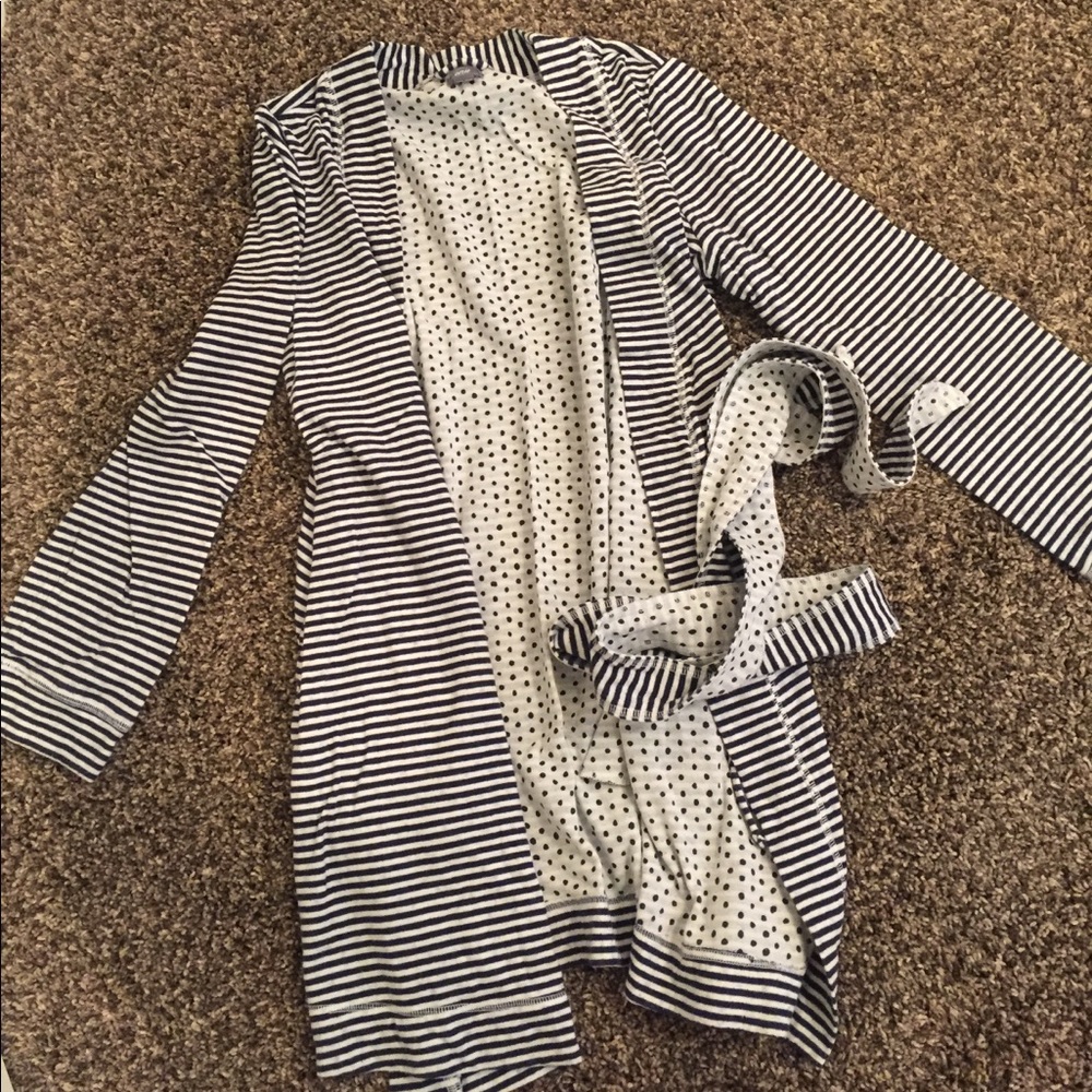 Aerie Robe